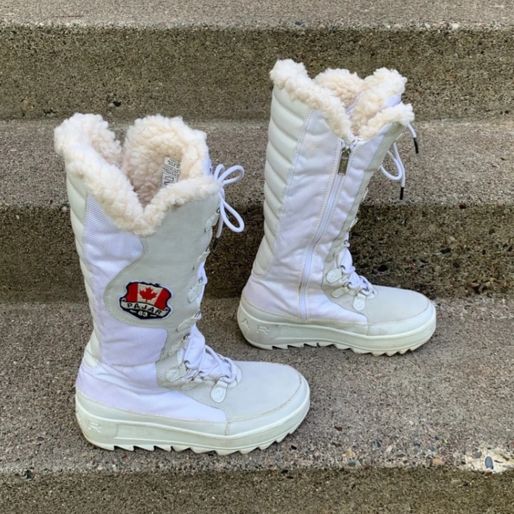 Pajar White Winter Boots with Cream Fur 10